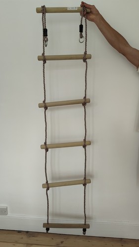 Big game hunters - wooden, rope