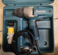 CLEARANCE! 110v Makita TW0350 1/2" Impact Wrench in Carry Case
