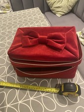 Estee Lauder Red Velvet Vanity Travel Make Up Case. No Contents, New & Unused
