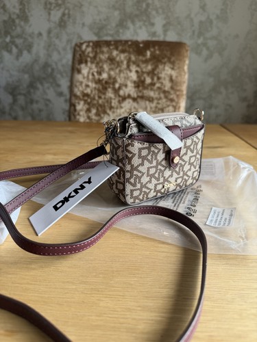 Beautiful genuine dkny - beautiful,