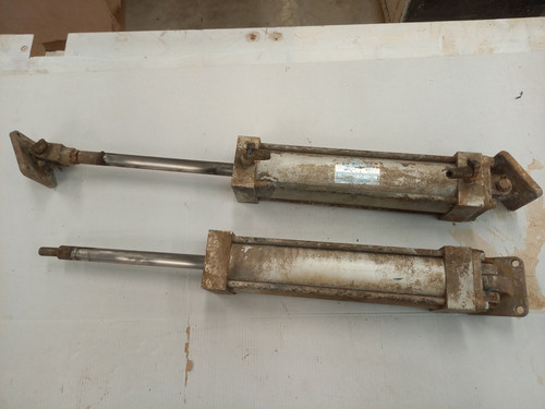 Pneumatic cylinder 220 - pneumatic, 60