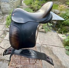 Albion Dressage Saddle 17 Inch