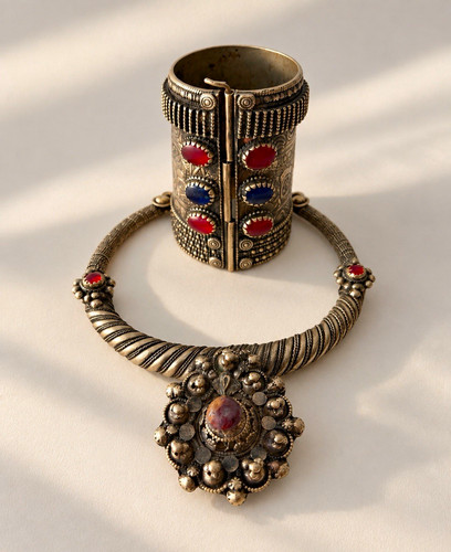 Vintage afghan kuchi tribal - vintage,