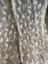 DELIGHTFUL HUGE 55"X94" VINTAGE STYLE  FLOWER & PEARL LACE/NET CURTAIN PANELS