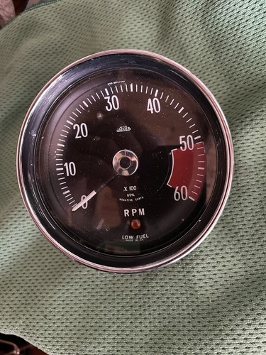Jaeger 8cyl rev counter - rev,
