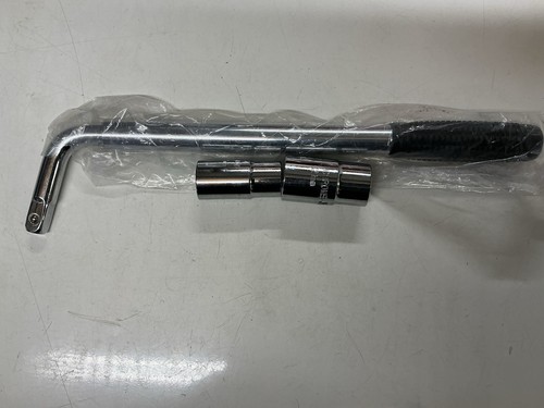 Extendable wheel wrench - wheel,