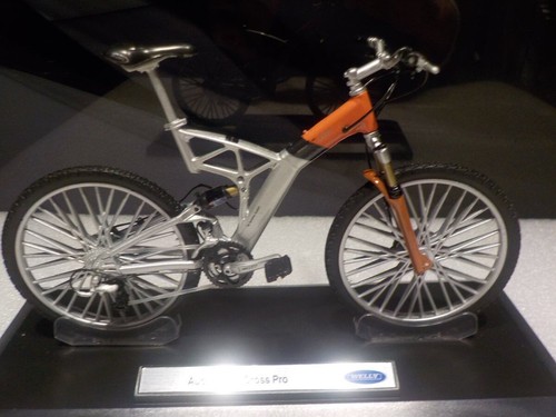 Racing bike audi design - racing,