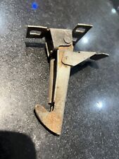 Land Rover Defender Bonnet Catch  Leaver