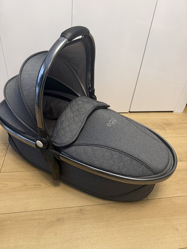 Babystyle egg carrycot - 2,