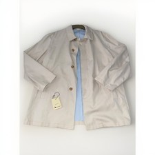 aquascutum Vintage trench coat Size L with spare button 