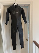 Aqua Sphere Mens Powered Pusuit Wetsuit with bio-stretch zone , size S