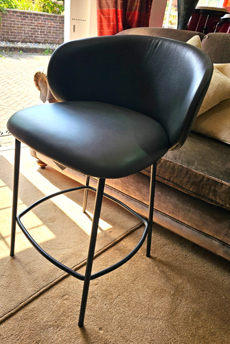 Connubia calligaris italian - by,