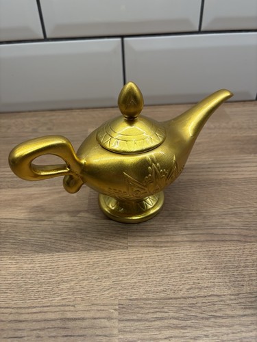 Disney aladdin genie lamp - aladdin,