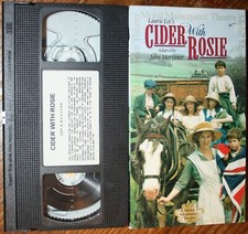 Laurie Lee's: CIDER WITH ROSIE
