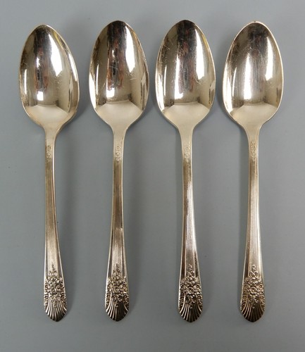 Set piece tea spoons - of,