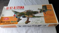 Guillow's Junkers JU 87-B Stuka 1:16 Balsa Aircraft Kit 87cm Wingspan