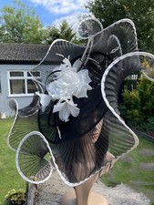 PETER BETTLEY BLACK IVORY OFF