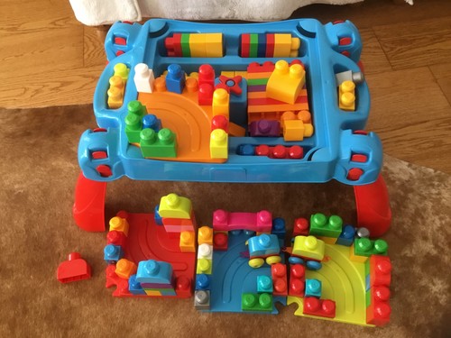 Mega bloks build - mega,