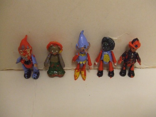 Vintage noddy friends - &,