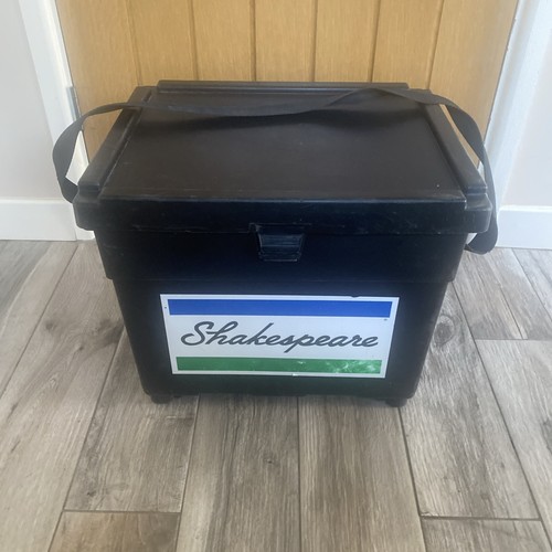 Shakespeare beta box fishing - -,