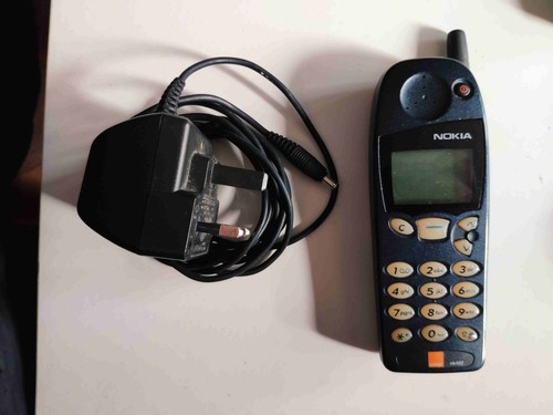 Nokia 5130 locked orange - to,