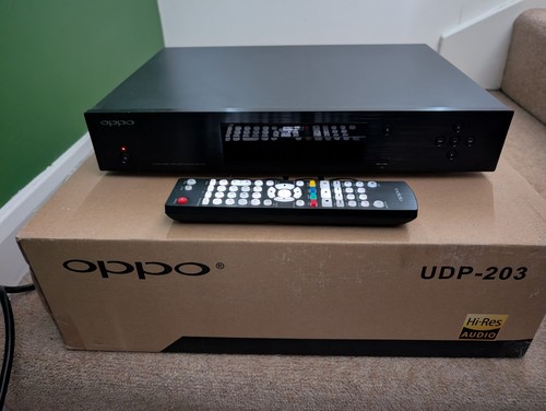 Oppo udp 203 uhd - 4k, player
