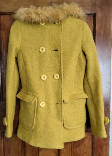 Rode girl yellow mustard wooly - girl,
