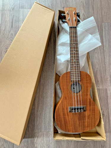 Ukulele duke - ukulele, co