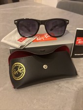 Ray-Ban Wayfarer Sunglasses