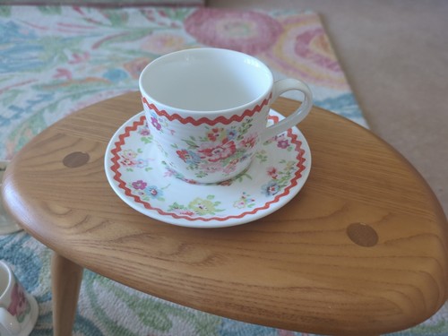 Pretty cath kidston floral - cath,