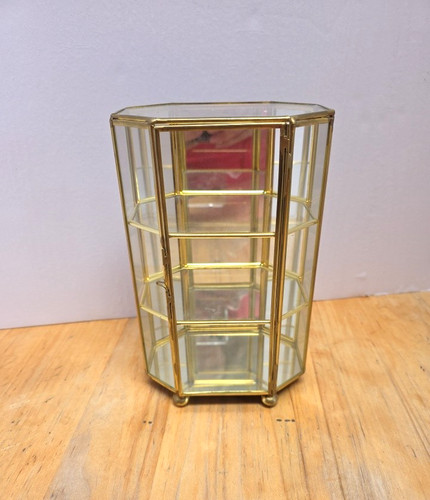 Vtg three tiered - vtg, three-tiered