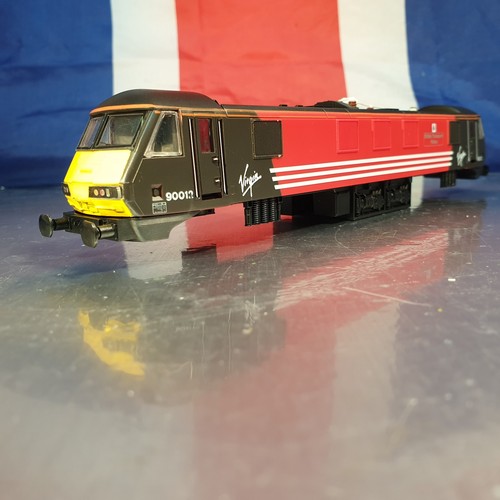 Hornby class locomotive - hornby, oo