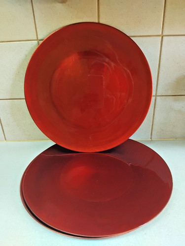 Red charger plates - 9,