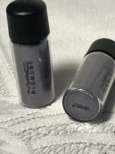 MAC  Pigment.Soft wash grey