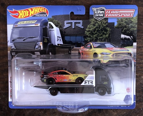 Hot wheels 2023 ford mustang - hot,