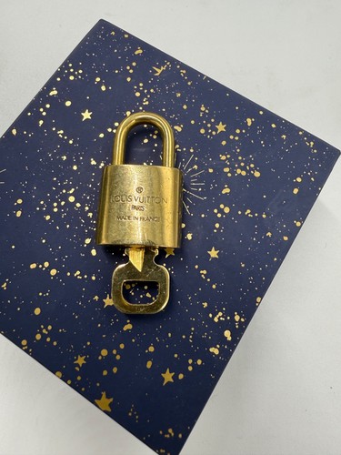 Authentic louis vuitton - louis,