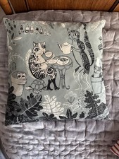 Cat Cushion Brand-New