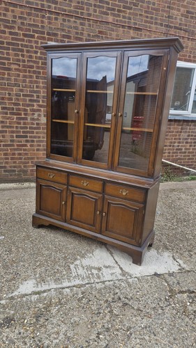 Traditional wooden welsh - traditional,