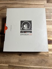 R300 CD Player Portable