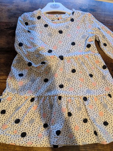 Months girls dress nwot - 6-9,