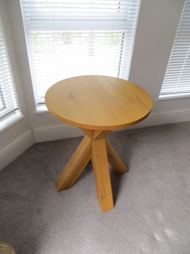 Round solid oak - solid,