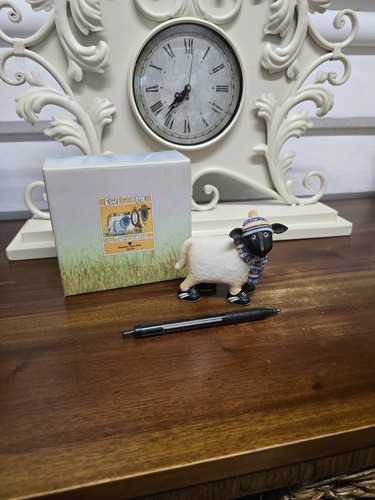 Border fine arts ewe and - fine,