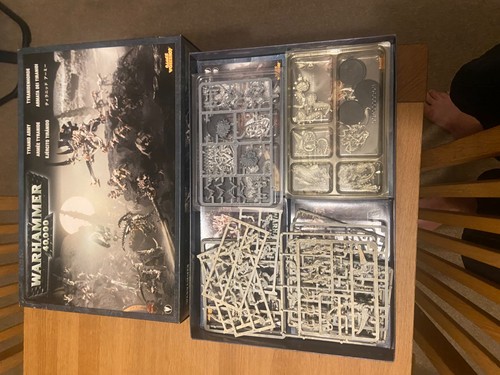 Warhammer tyranid army - tyranid,