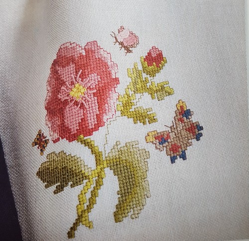 Jacobean floral tote - tote, cross