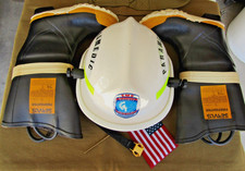 Cairns Paramedic Helmet &