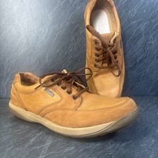 Men’s Clark’s shaw run