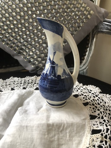 Delft blue and white pottery - delft,