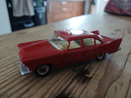 Dinky 265 plymouth plaza - 265,