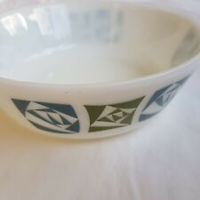 Pyrex glass mixing bowl 1960s