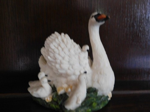 Vintage resin swan ornament - vintage,